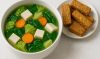 Sup Bening Tahu Sayur dengan Tempe Goreng