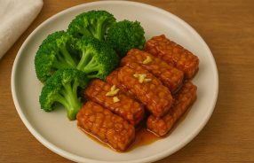 Tempe Karamel Jahe dan Brokoli Kukus